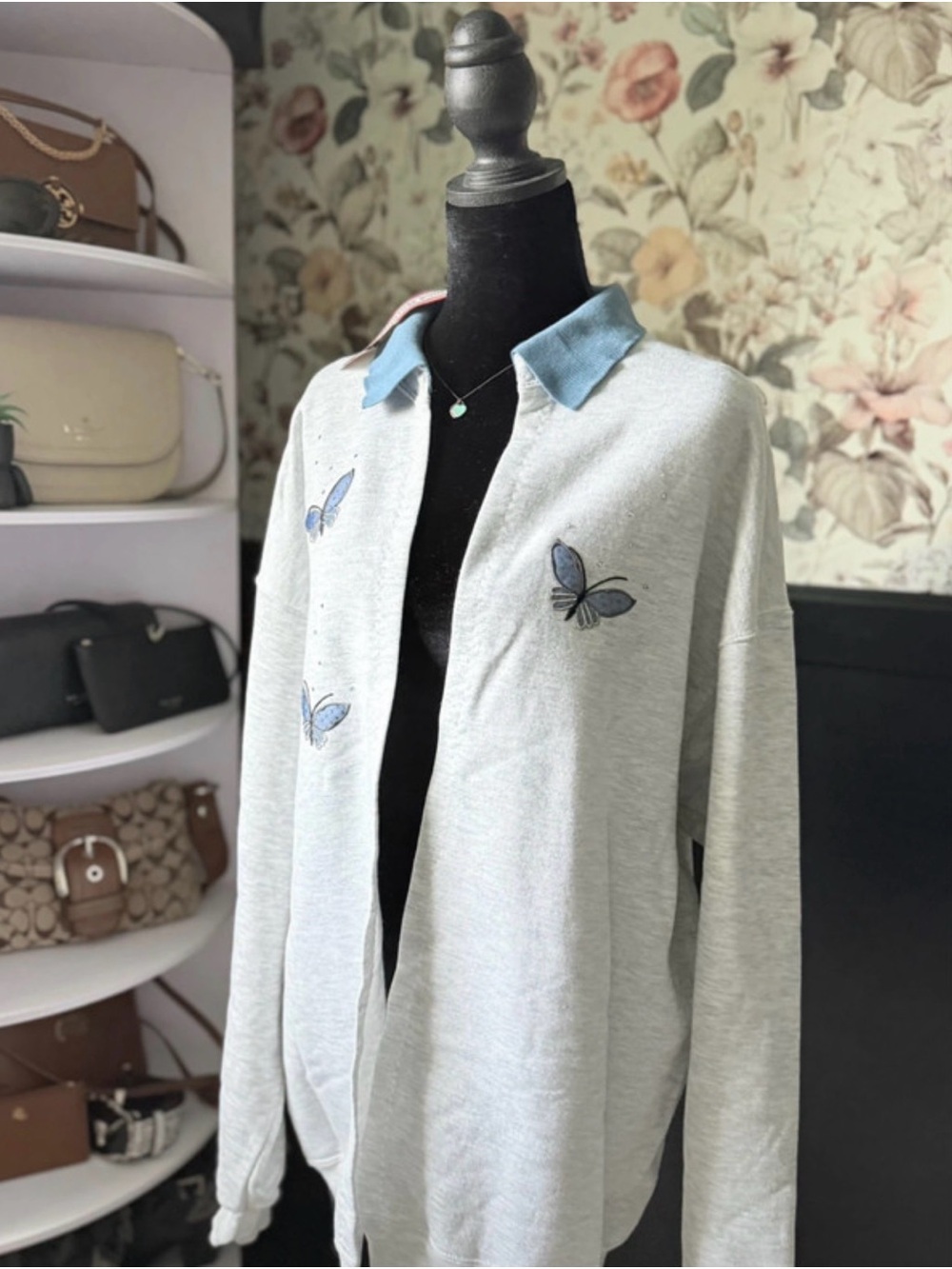 Authentic vintage NWT Lee Light Gray Cardigan with Blue Collar and Butterfly
